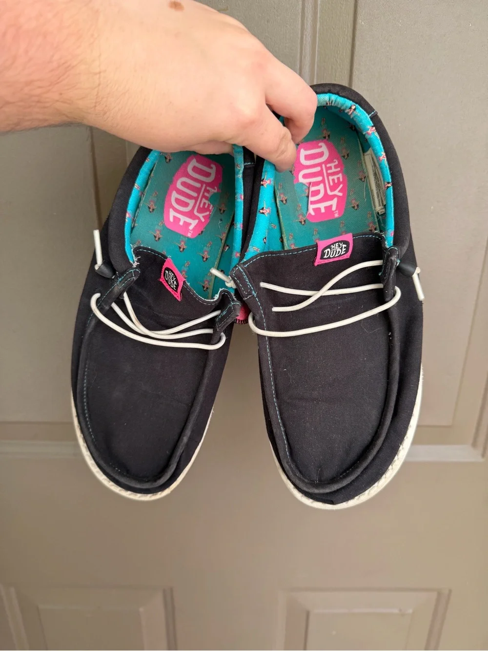 Hey Dude Wally Spring Break Pool Party Black Fuchsia Men’s Size 8